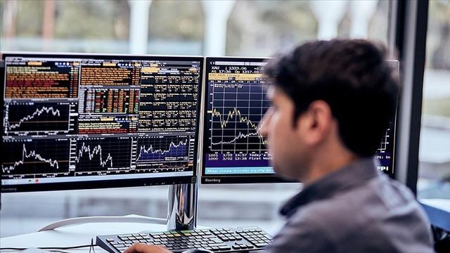 Emtia piyasalarında jeopolitik gelişmelerin enflasyon ve faiz beklentilerine etkisi izlendi