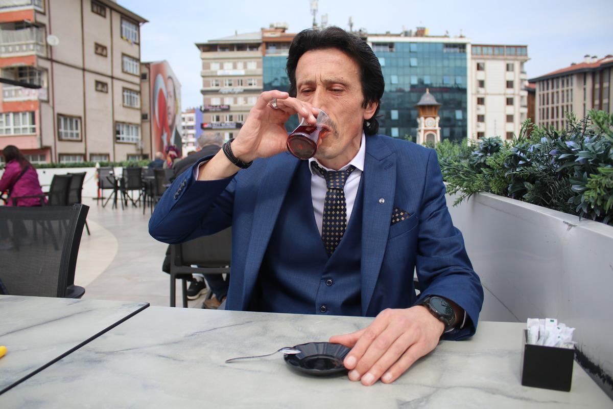 Lakabı adı oldu: Atom gibi... "D&uuml;nyada tekim" 3