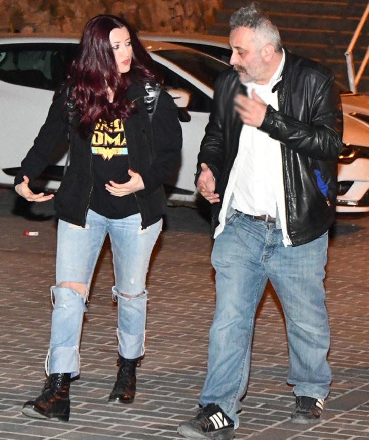 'Bayan var ayıp oluyor' G4