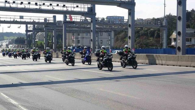 İstanbul&rsquo;da Polis Haftası coşkusu: 15 Temmuz Şehitler K&ouml;pr&uuml;s&uuml;&rsquo;nden Sultanahmet&rsquo;e g&ouml;rkemli kortej 3