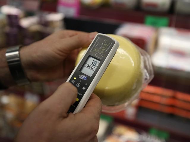 Bakan Yumaklı 'Kırmızı &ccedil;izgimiz' diyerek a&ccedil;ıkladı: 112 bin 770 gıda denetimi