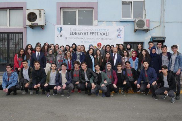 3. Uluslararası Trabzon Edebiyat Festivali limanda başladı