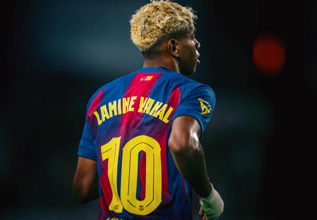 Ronaldinho dan Lamine Yamal ın 10 numaralı formayı giymesi hakkında a&ccedil;ıklama! 1