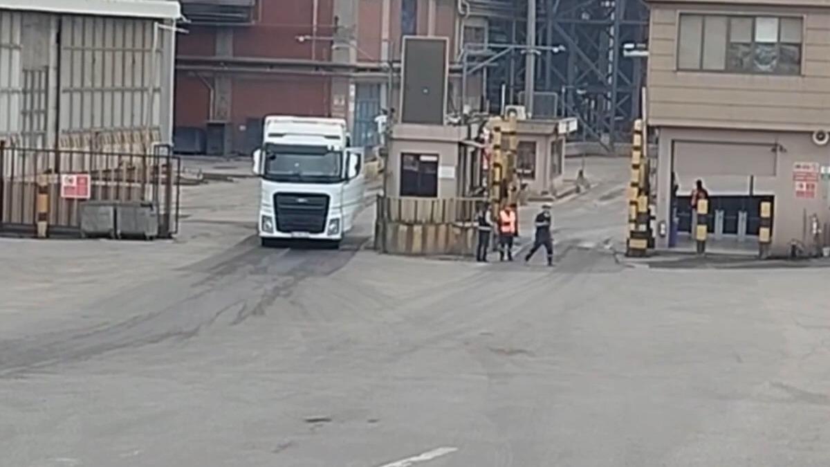 Kocaeli de 3 işçi yüksekten düşerek hayatını kaybetti 2