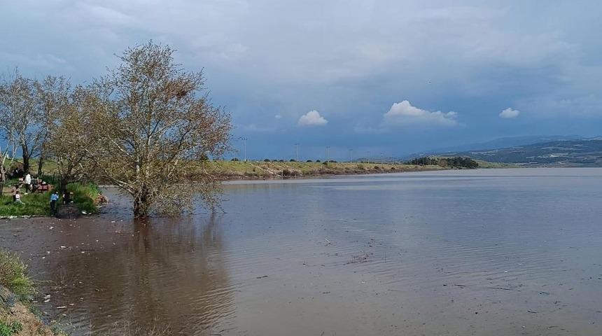 Sarıg&ouml;l Ovası&rsquo;nda su sevinci