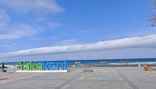 Nadir g&ouml;r&uuml;l&uuml;yor! Karadeniz'de rulo bulut oluştu