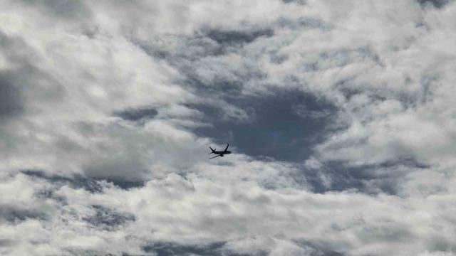 Kalp hastası bebek ambulans u&ccedil;akla İstanbul&rsquo;a sevk edildi 7