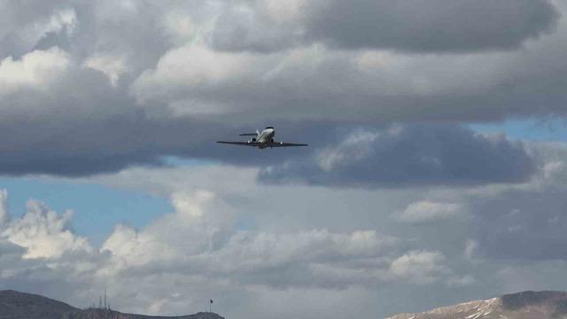 Kalp hastası bebek ambulans u&ccedil;akla İstanbul&rsquo;a sevk edildi 4