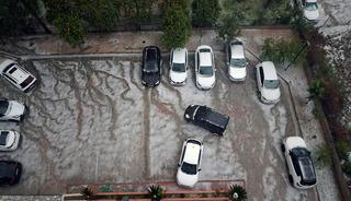 Adana&rsquo;da sağanak ve dolu yağışı etkili oldu