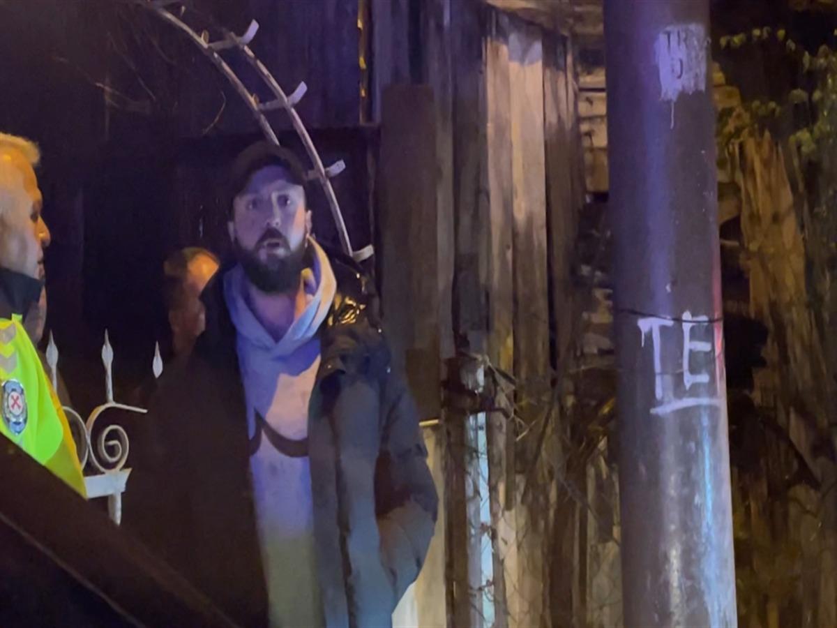 Polisten ka&ccedil;an ehliyetsiz s&uuml;r&uuml;c&uuml; alkolmetreye &uuml;flemedi; 259 bin TL ceza 2