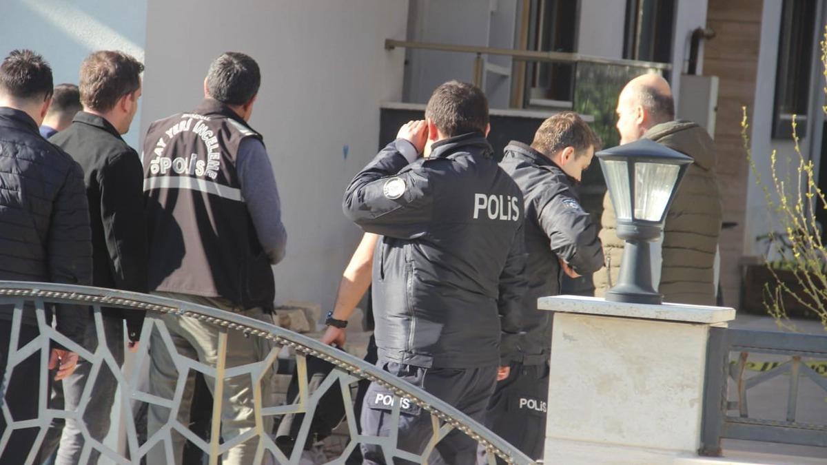 Koca dehşeti! Eşini tüfekle vurarak öldürdü