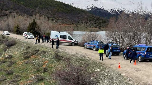 Gölette sır ölüm! Kimliği belirsiz kadın cesedi bulundu