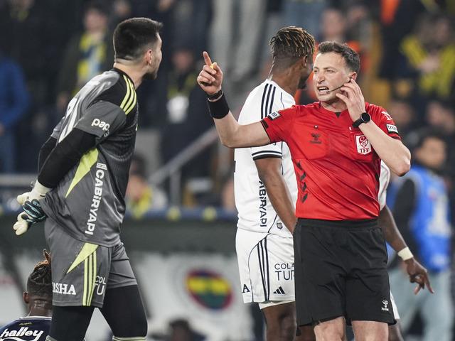 Eski hakemlerden olay yorum: Uydurulmuş, ahlaksızca bir penaltı!