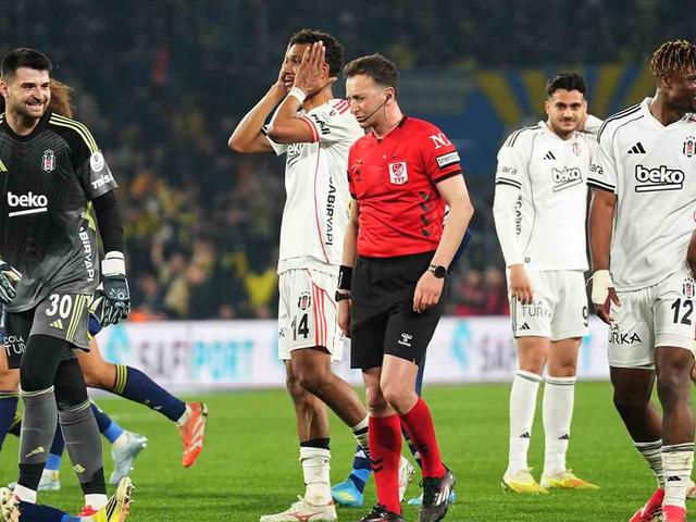 Kadık&ouml;y'de geceye damga vuran isyan! "Utanılacak bir durum"