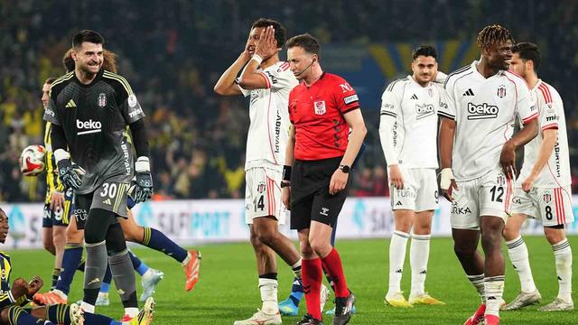 Kadıköy'de geceye damga vuran isyan! Agbadou: "Utanılacak bir durum"