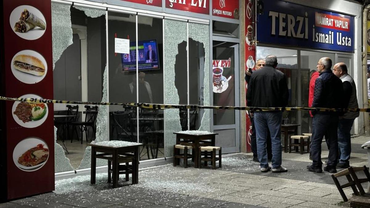 Çay ocağına kurşun yağdırdı: 1 yaralı 2