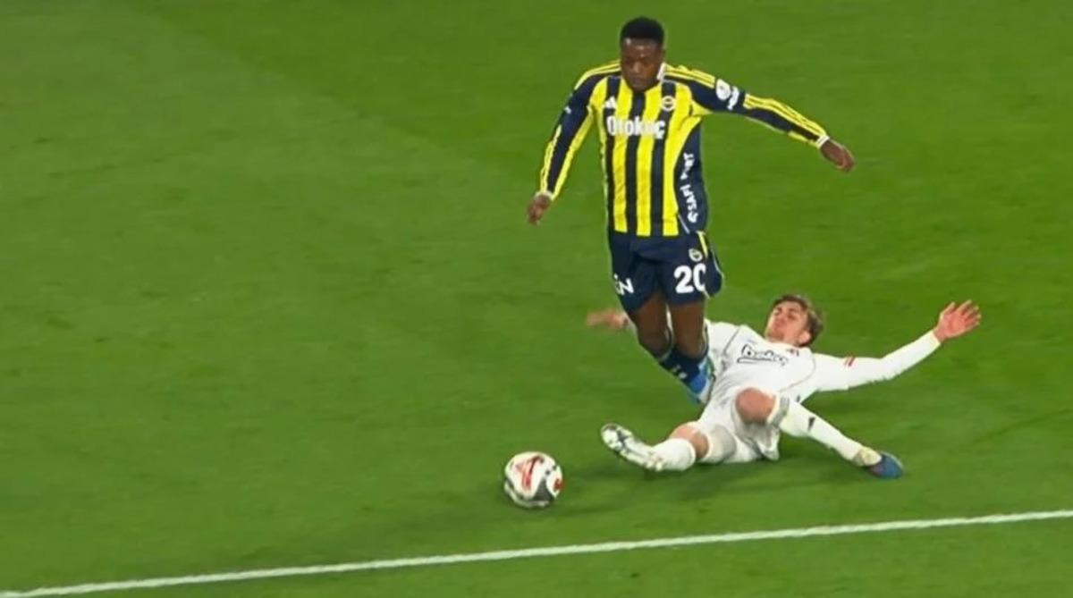 Trio derbiye noktayı koydu! Penaltı tartışmaları i&ccedil;in &ccedil;ok net karar 2