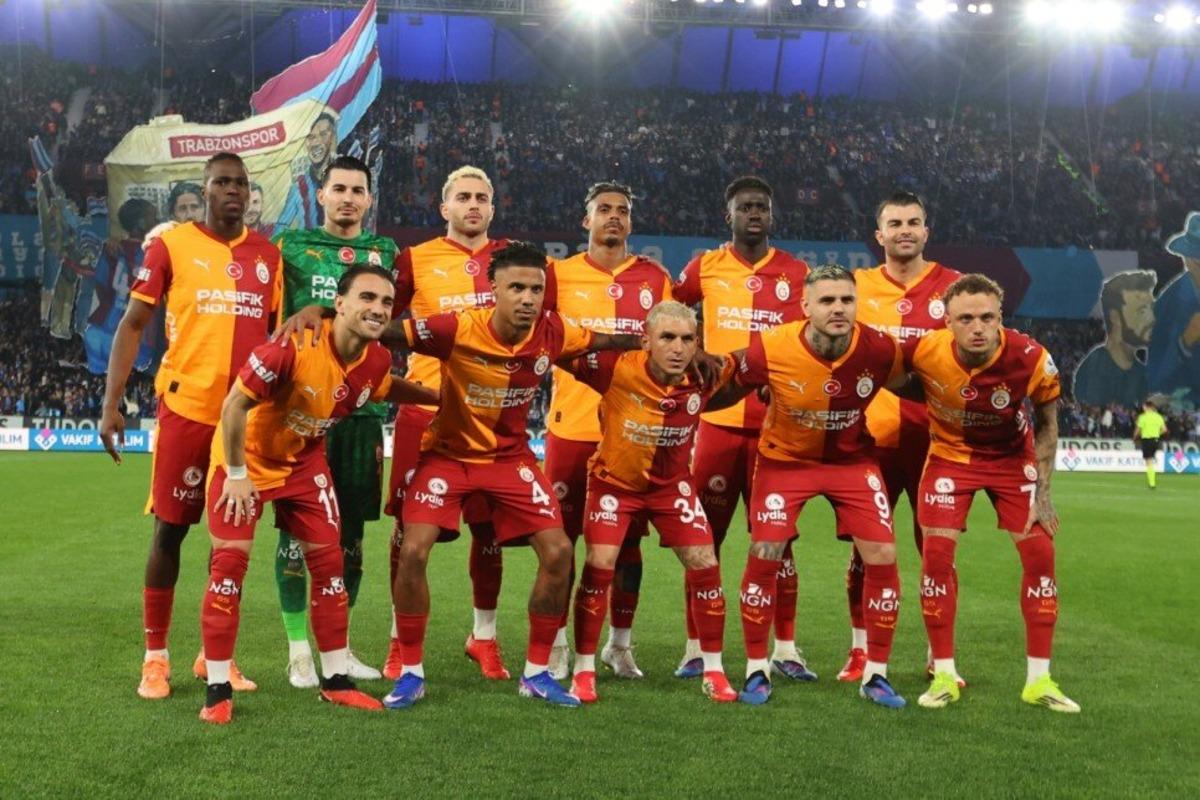 Beşiktaş derbisinin yıldızı oldu! Kante i&ccedil;in &ouml;vg&uuml;ler doldu taştı: "Daha ne yapacak? Takımı tek başına ayağa kaldırdı" 2