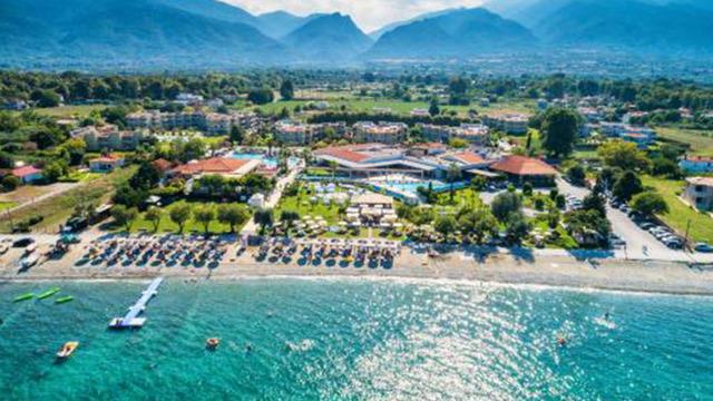 Otelin tavanı çöktü! Bayram günü kabusa döndü: Yaralılar var