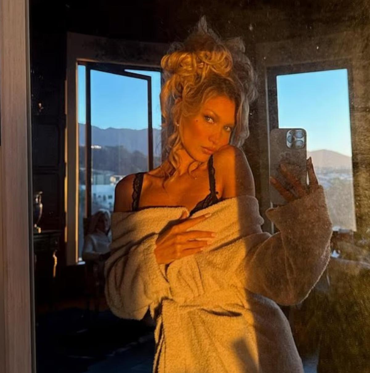 Bella Hadid pozlarıyla hayranlarını mest etti! Kötü günler geride kaldı 3