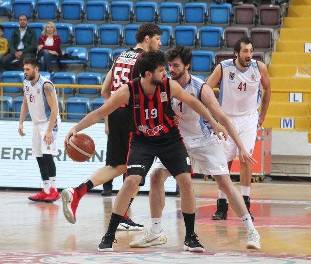 Trabzonspor-Eskişehir Basket: 73-86