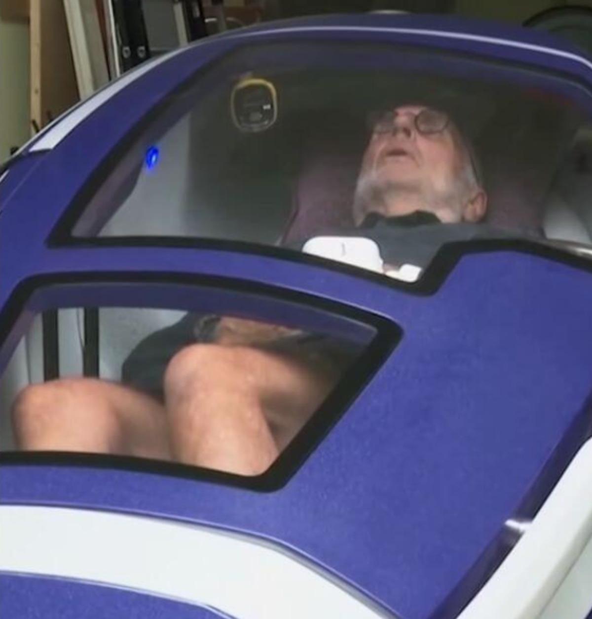  İntihar kaps&uuml;l&uuml;&rsquo; şoku: Kadının boynunda a&ccedil;ıklanamayan izler bulundu 1