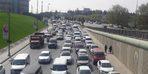 İstanbul'da trafik kilitlendi! Hafta sonu kabusu