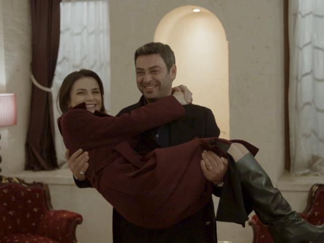 Uzak Şehir ekibini hi&ccedil; b&ouml;yle g&ouml;rmediniz! 