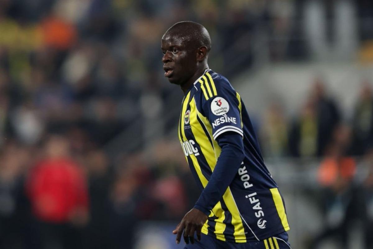 Nihat Kahveci nin derbi yorumu olay yarattı! Canlı yayında &ccedil;ok sert s&ouml;zler: "Futbolun  F sini bilmiyor" 3