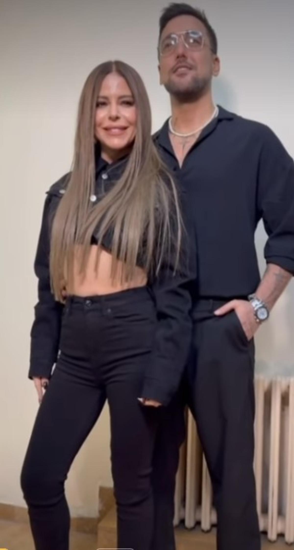 Aradığı aşkı onda buldu! Simge Sağın &ouml;d&uuml;l t&ouml;renine DJ sevgilisiyle geldi 2