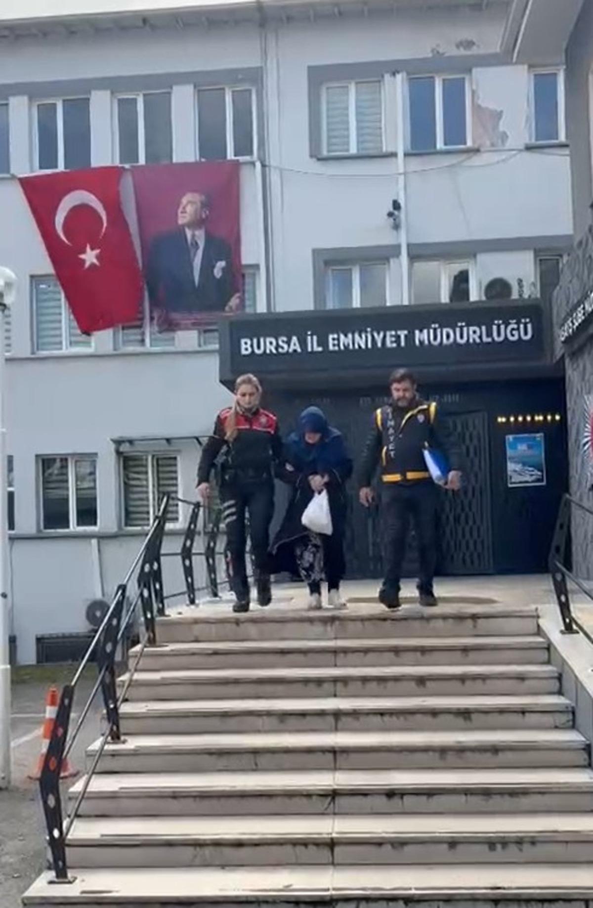 Kocasını &ouml;ld&uuml;r&uuml;p satırla 15 par&ccedil;aya ayırdı! Kurtulmak i&ccedil;in karakola gidip  kayıp  dedi 5