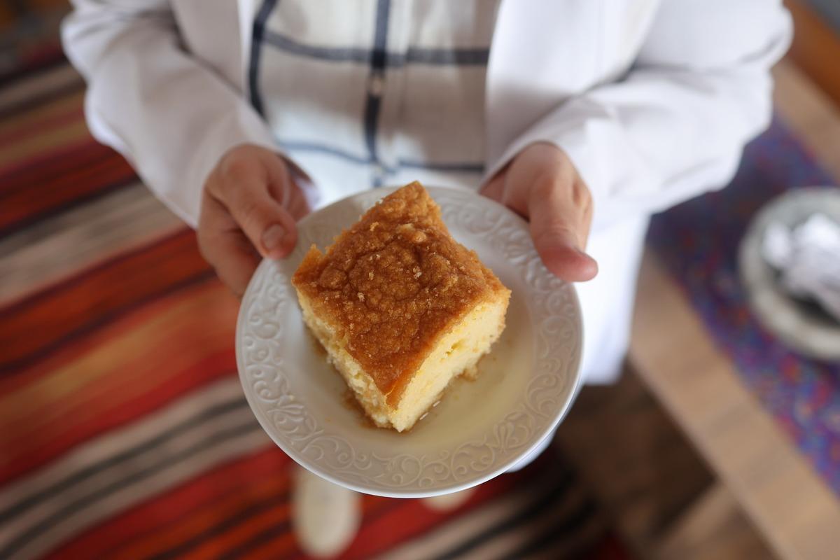 20 yumurta koyuluyor ama asla kokmuyor! Bu tatlıya ilgi b&uuml;y&uuml;k 2