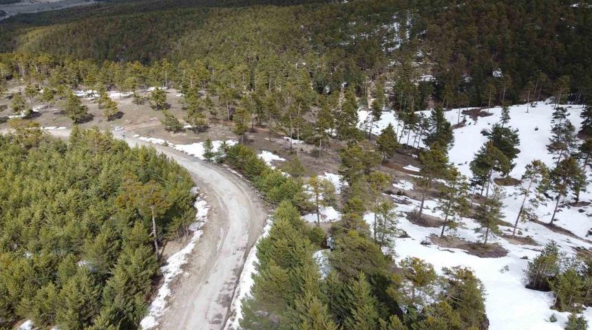 Yozgat&rsquo;ın y&uuml;kseklerinde kış ve bahar bir arada yaşanıyor
