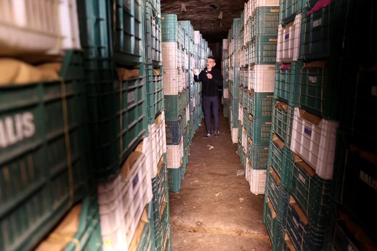 Mağaralar depo olarak kullanılıyor:  3047 n&uuml;fuslu beldede &ouml;nemli gelir kaynağı  5