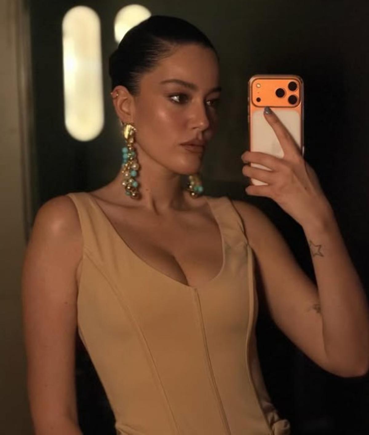 Yeni aşk iddiasıyla g&uuml;ndemdeydi! Pelin Akil sessizliğini bozdu 1