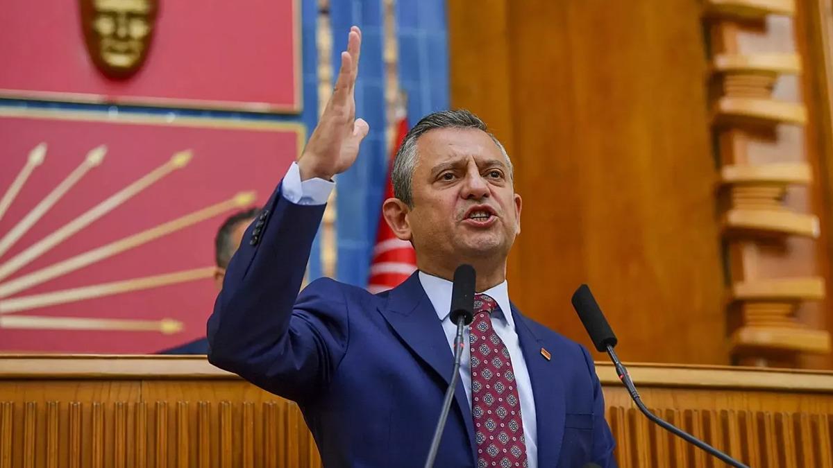 Özel'den 'Bursa' açıklaması: "Aydın'ın iradesini çalandan ne kadar iğreniyorsak Bozbey'le de o kadar övünüyoruz"