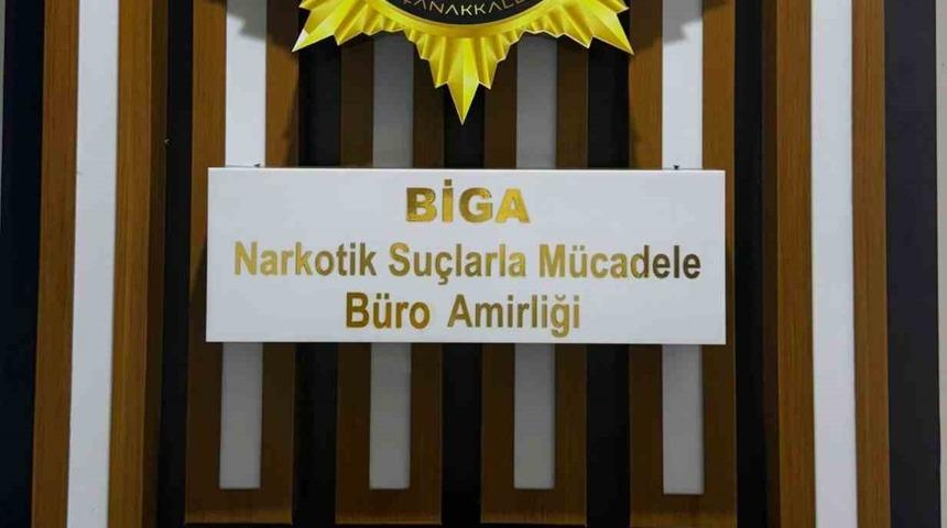 &Ccedil;anakkale&rsquo;de farklı su&ccedil;lardan aranan 6 ş&uuml;pheli tutuklandı