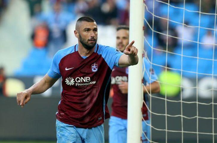 Arda Turan, Burak Yılmaz'ın Başakşehir'e transferi için devreye girdi! G3