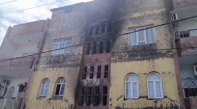 Mardin&rsquo;de m&uuml;stakil evde &ccedil;ıkan yangında 4 kişi dumandan etkilendi 1