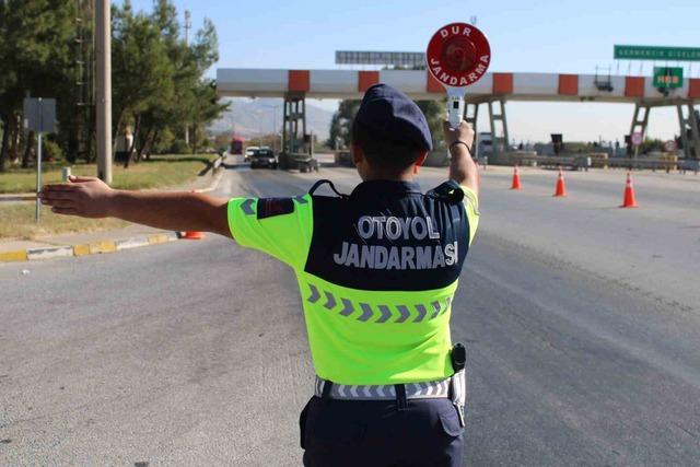 Son 1 ayda 28 bin ara&ccedil; cezadan ka&ccedil;amadı 1