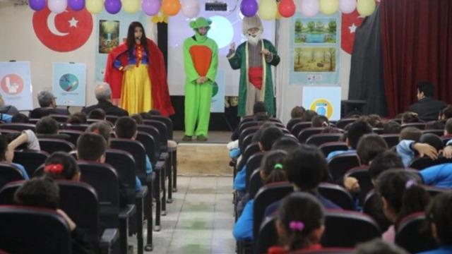 Şanlıurfa'da öğrencilere su tasarrufu bilinci tiyatroyla aşılanıyor