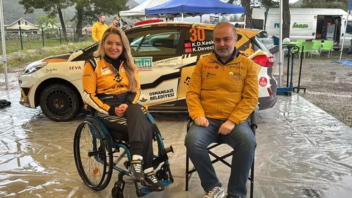 T&uuml;rkiye nin ilk engelli kadın ralli pilotu K&uuml;bra Denizci Keskin den &ccedil;ifte derece 1