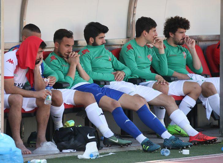 Karşıyaka TFF 3. Lig'e düştü, futbolcular gözyaşlarını tutamadı! G2