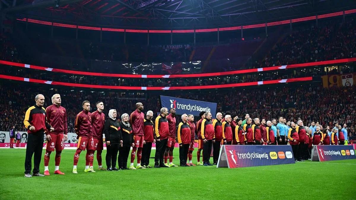 Galatasaray y&ouml;netimi harekete ge&ccedil;ti! B&uuml;y&uuml;k operasyon başlatıldı 2