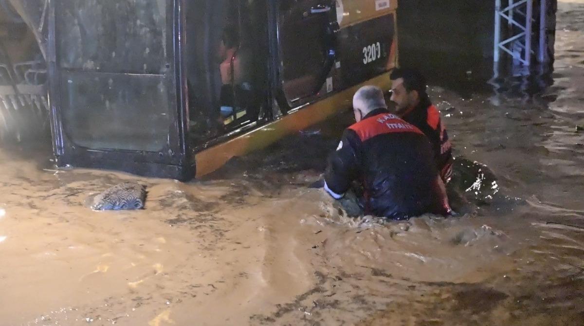 Osmaniye kabusu yaşadı! Selde can kayıpları var... Evler, iş yerleri, hastane morgu sular altında kaldı 6