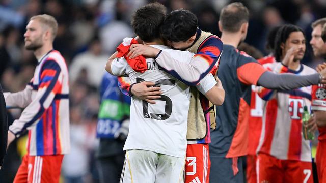 Şampiyonlar Ligi'nin zirvesinde Fenerbahçeli iki eski dost hasret giderdi!