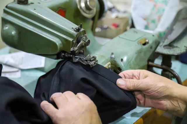 G&uuml;m&uuml;şhane nin en eski terzisi: 56 yıllık meslek yolculuğu 2