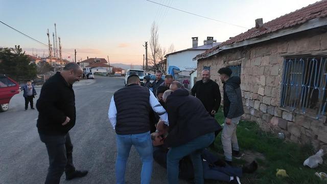 Sivas ta kavga ihbarına gelen polislere davul zurnalı kutlama 2