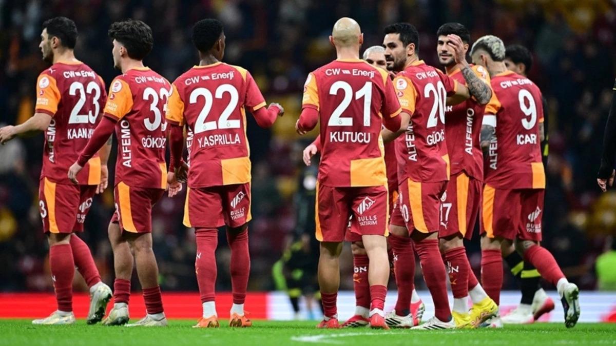 Okan Buruk tan G&ouml;ztepe ma&ccedil;ında takıma neşter! &Ccedil;ok s&uuml;rpriz kadro 3