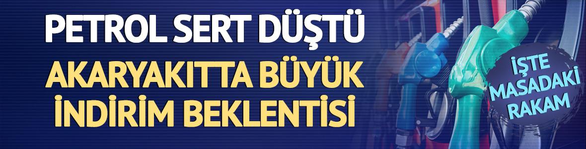 Petrol fiyatı sert d&uuml;şt&uuml;: Benzin ve motorinde b&uuml;y&uuml;k indirim beklentisi